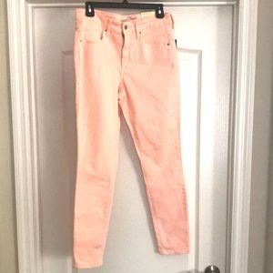 Universal Thread jeans. NWT